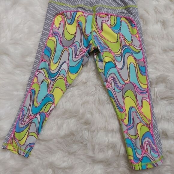 ‎Trina Turk Capri Leggings - Picture 4 of 9